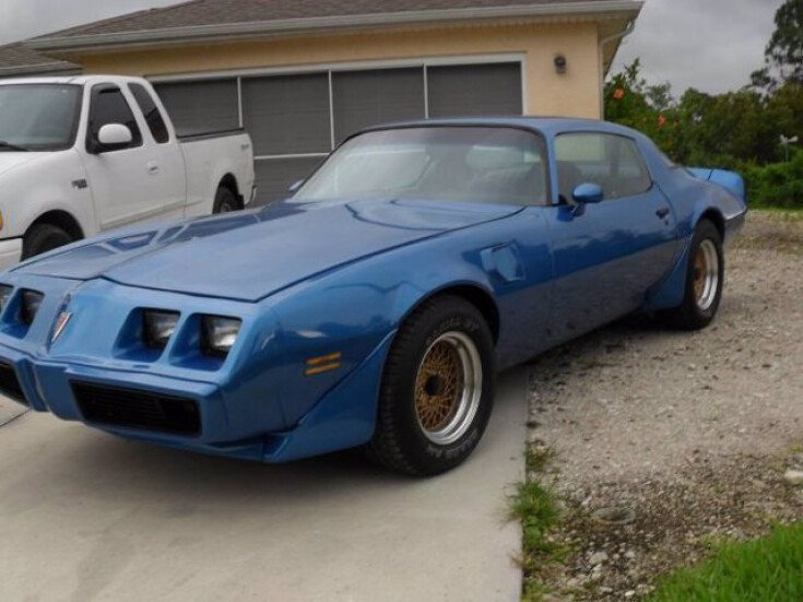 Thumbnail Photo undefined for 1979 Pontiac Firebird